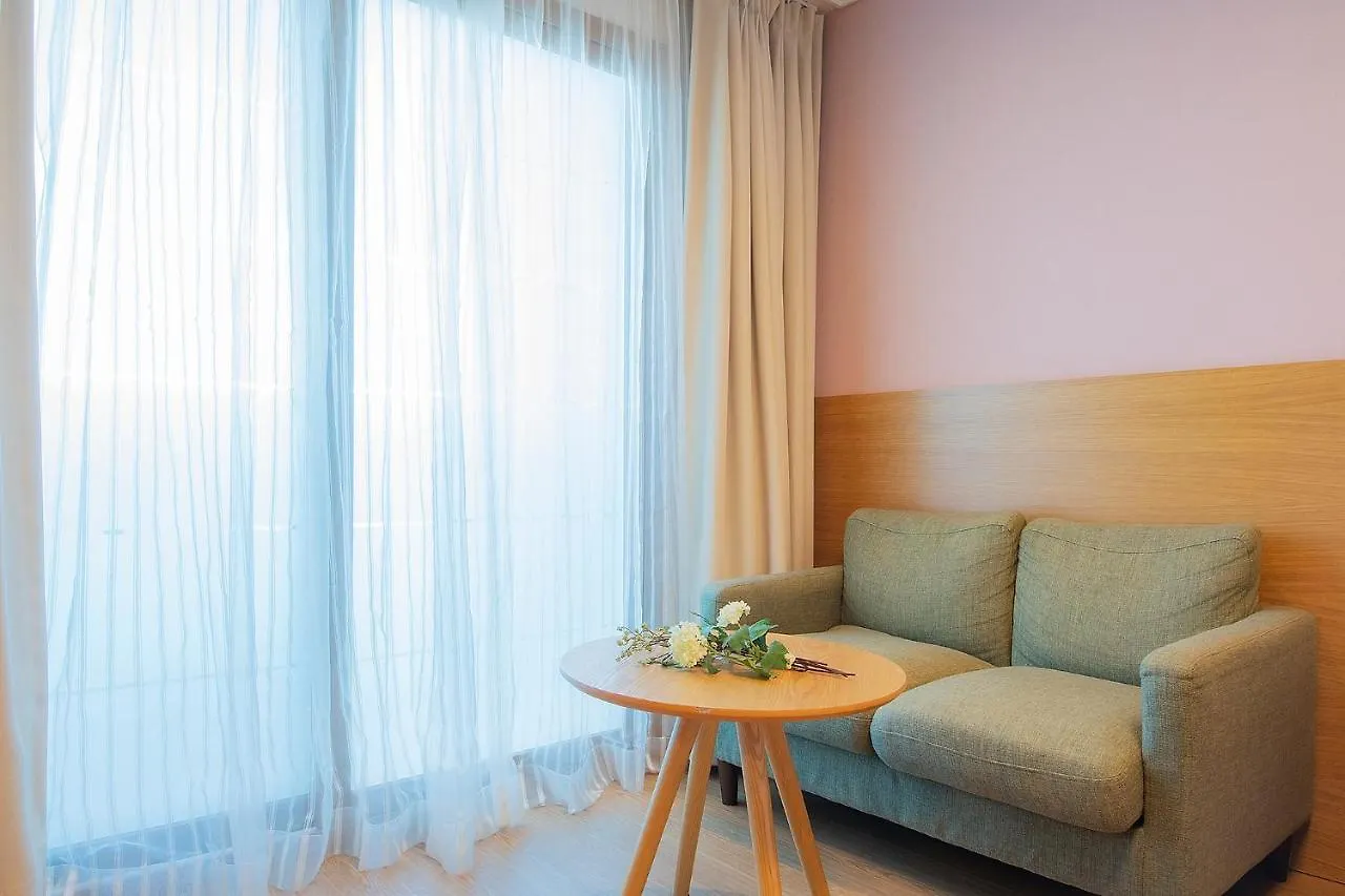 Sims Hotel Jeju