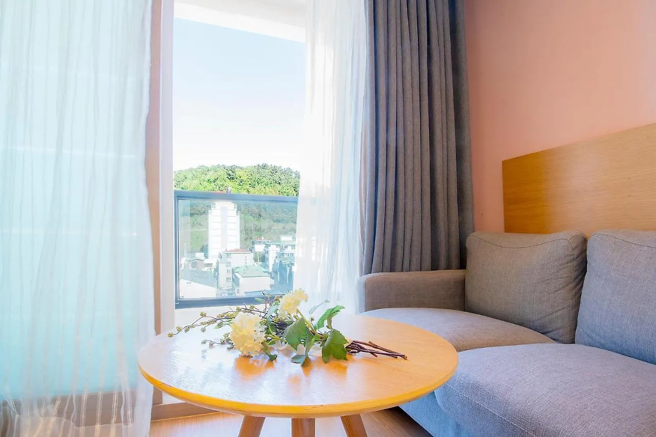 Sims Hotel Jeju