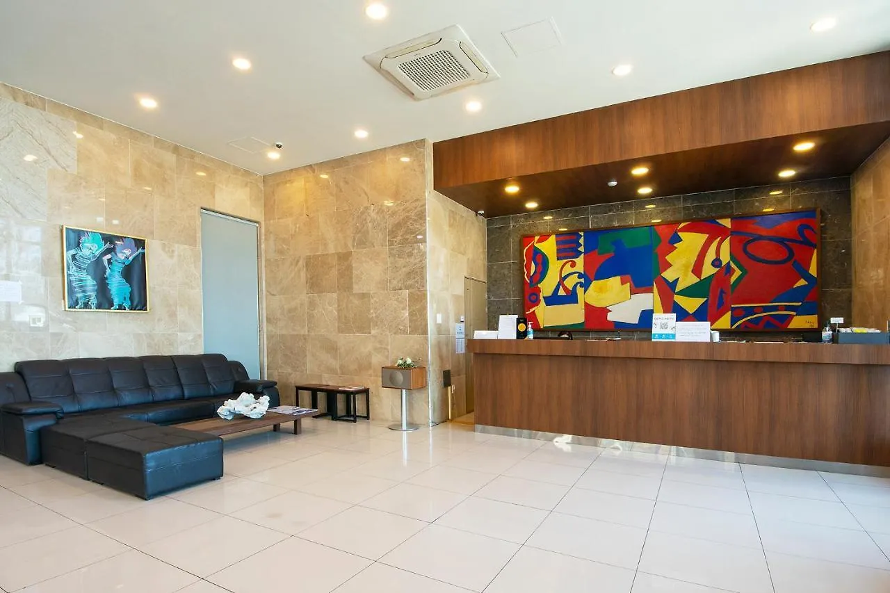 Sims Hotel Jeju 2*,